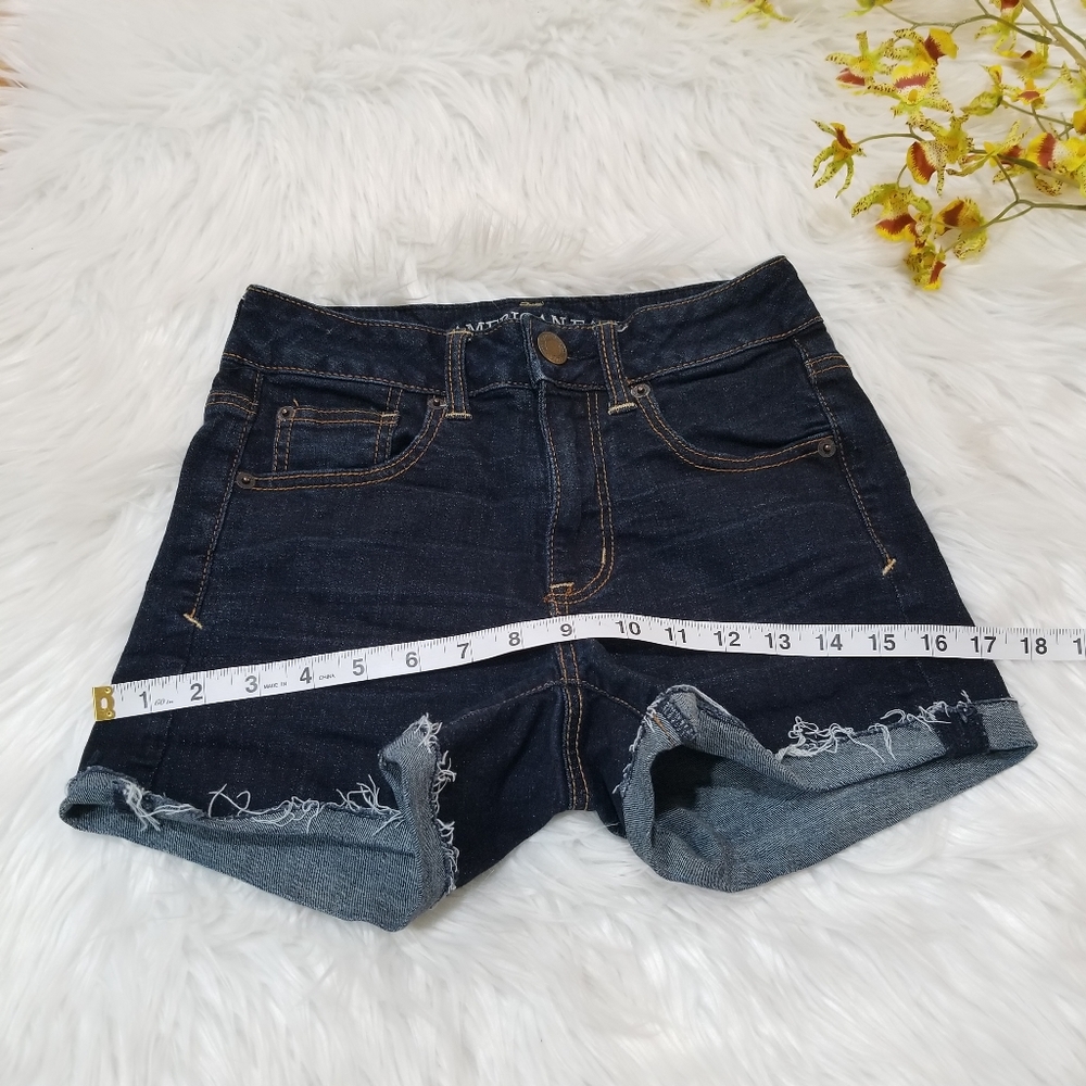 AMERICAN EAGLE Shorts Jeans Super Stretch Color Dark Blue Size 2.